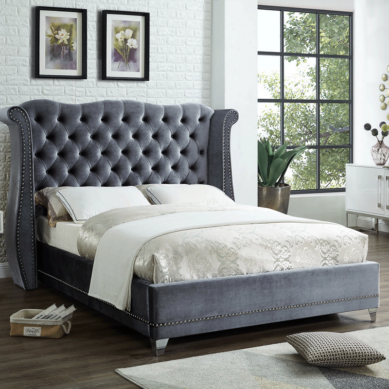 Enjoy dreamy comfort – our selection of upholstered beds is perfect for your sleep!